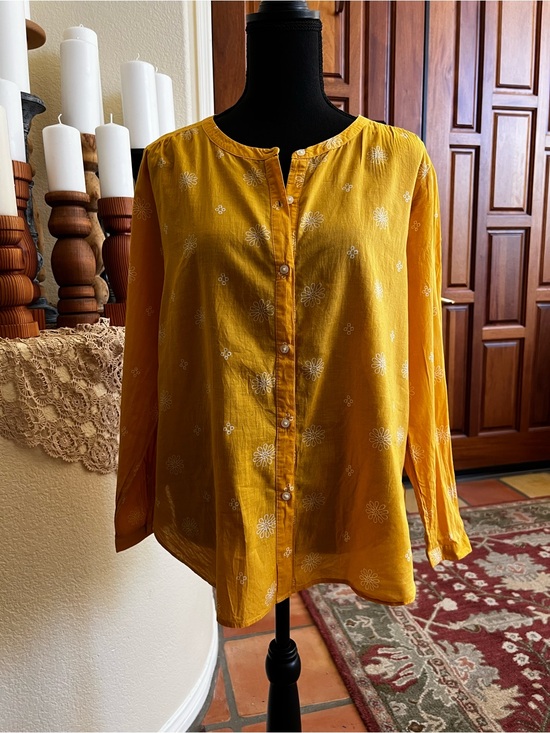 LOFT Tops - Loft Outlet Mustard With White Flowers Button Up Shirt Size PL Long Sleeves